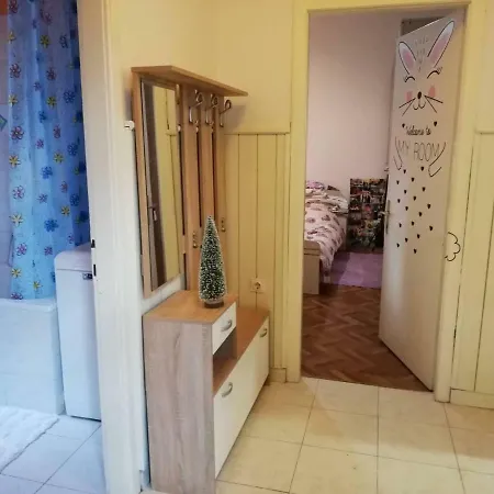 Apartment Hana Kali