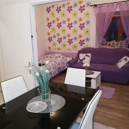Hana Apartment Kali