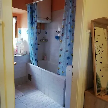 Hana Apartment